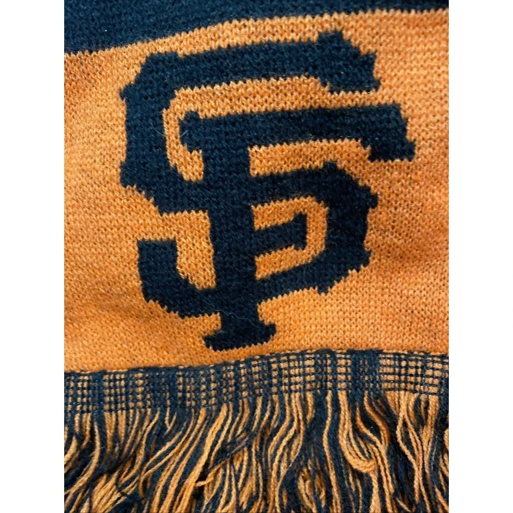 San Francisco Giants Black and Orange Scarf Clean Nice